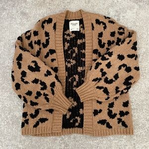 Abercrombie Leopard Print Puff Sleeve Cardigan (XS)